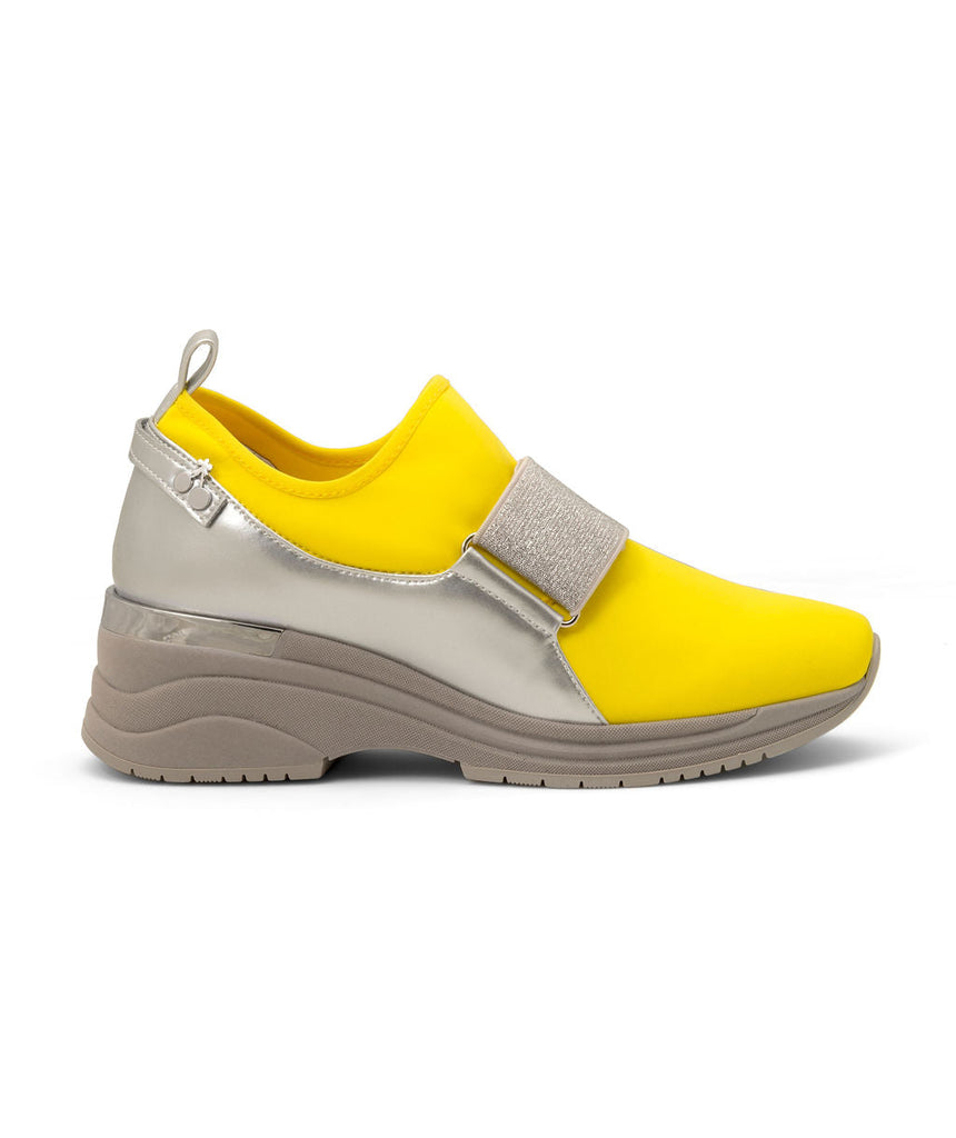 Sundaes | Recycled Lycra & Wine Grapes ^ Cup